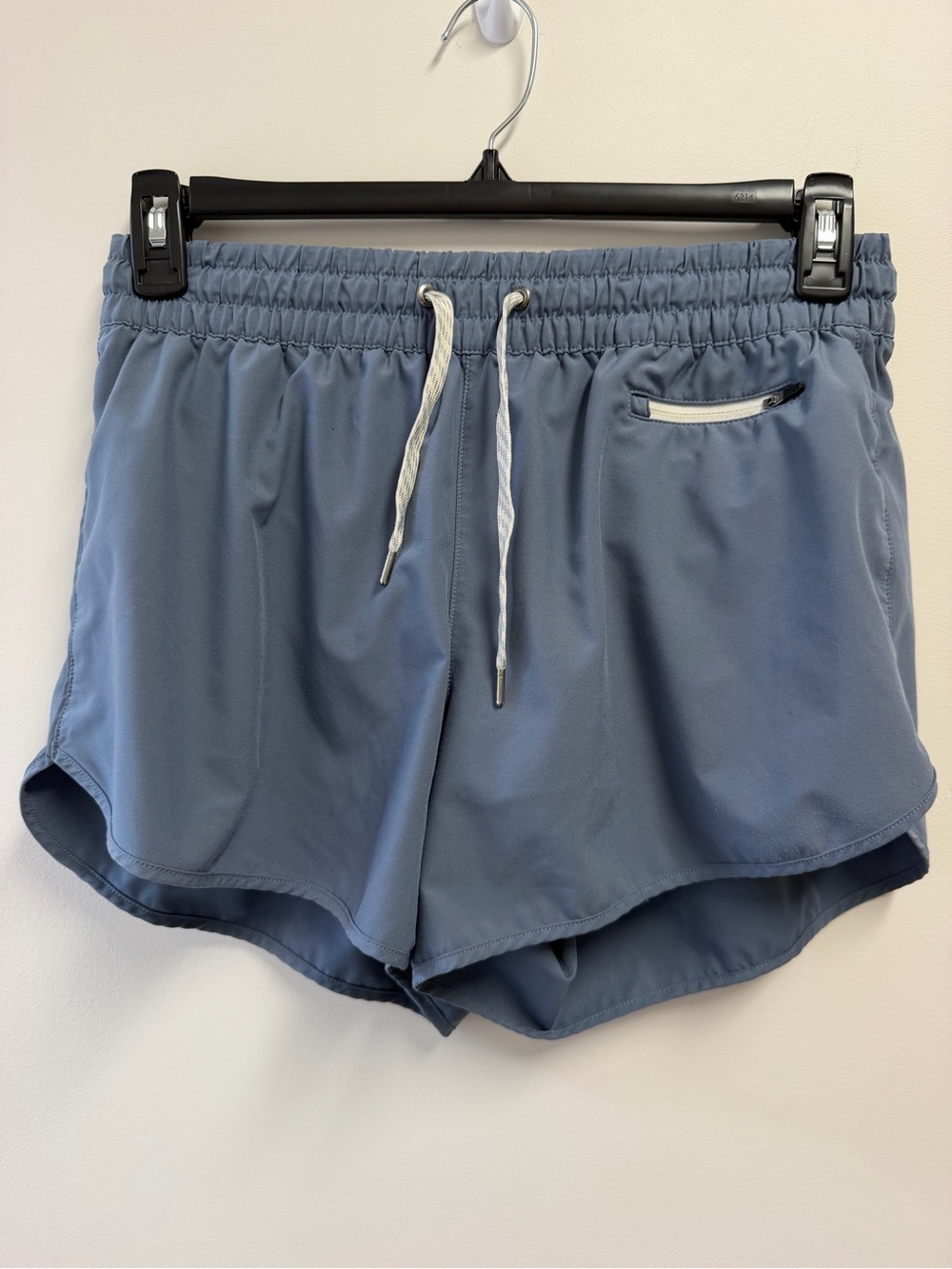 Vuori Women’s Blue Athletic Running Shorts Lined Drawstring Zip Pocket, M